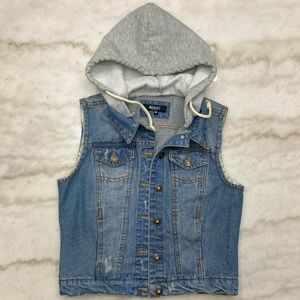 Women’s Jean Vest With Attached Hoodie and Pockets
